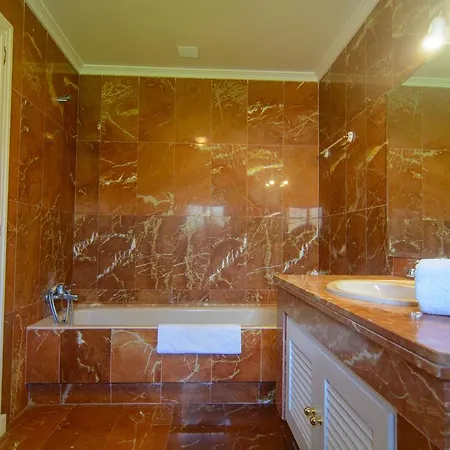 First Line Townhouse Venalmar Dom wakacyjny Estepona