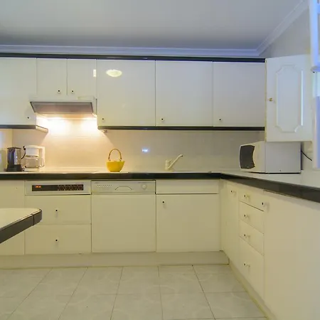 First Line Townhouse Venalmar *